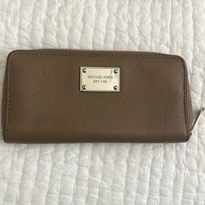 Michael Kors Leather Wallet
